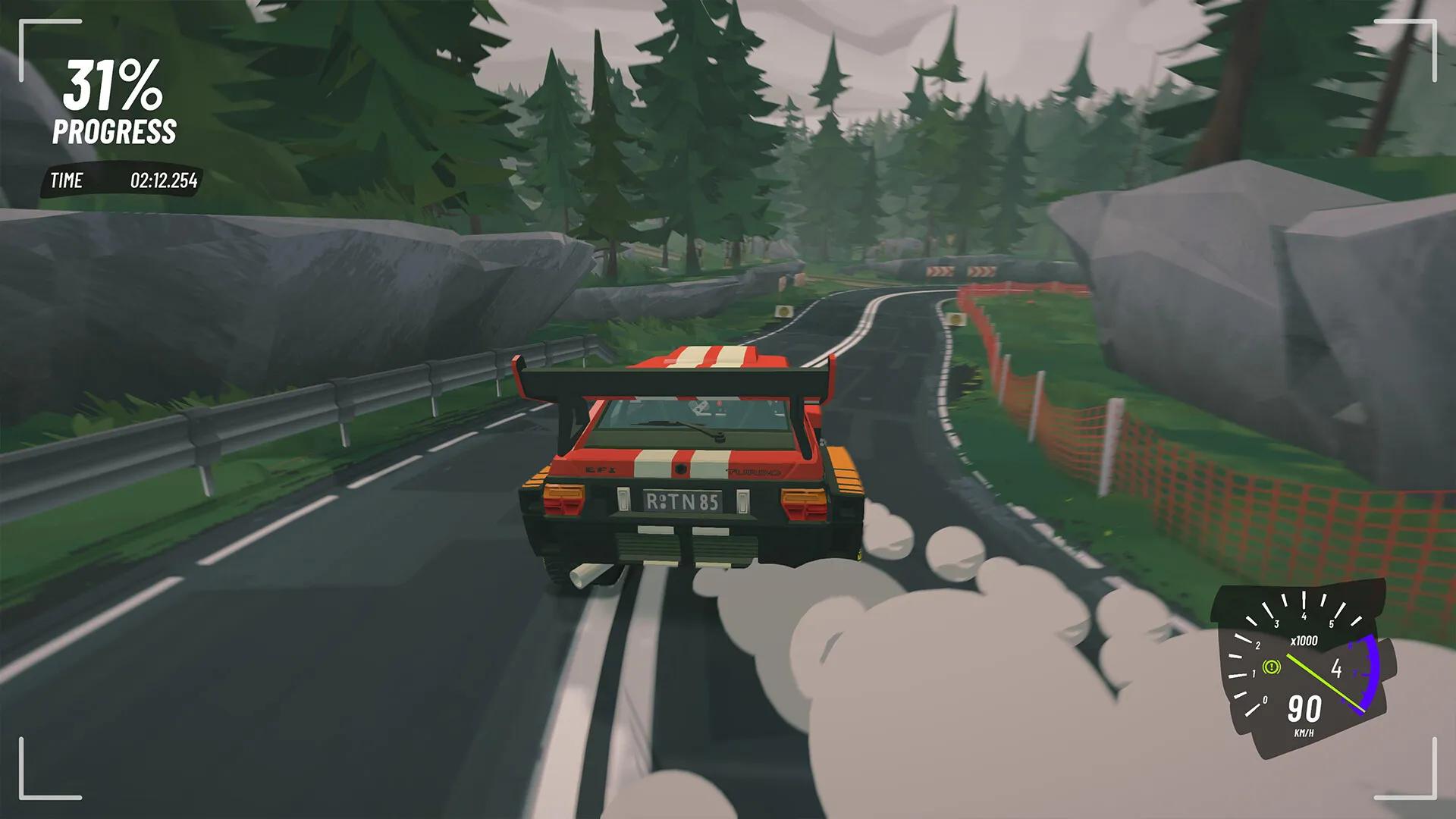 Captura Drive Rally – Coche Rojo De Rally Avanzando Por Una Carretera Boscosa
