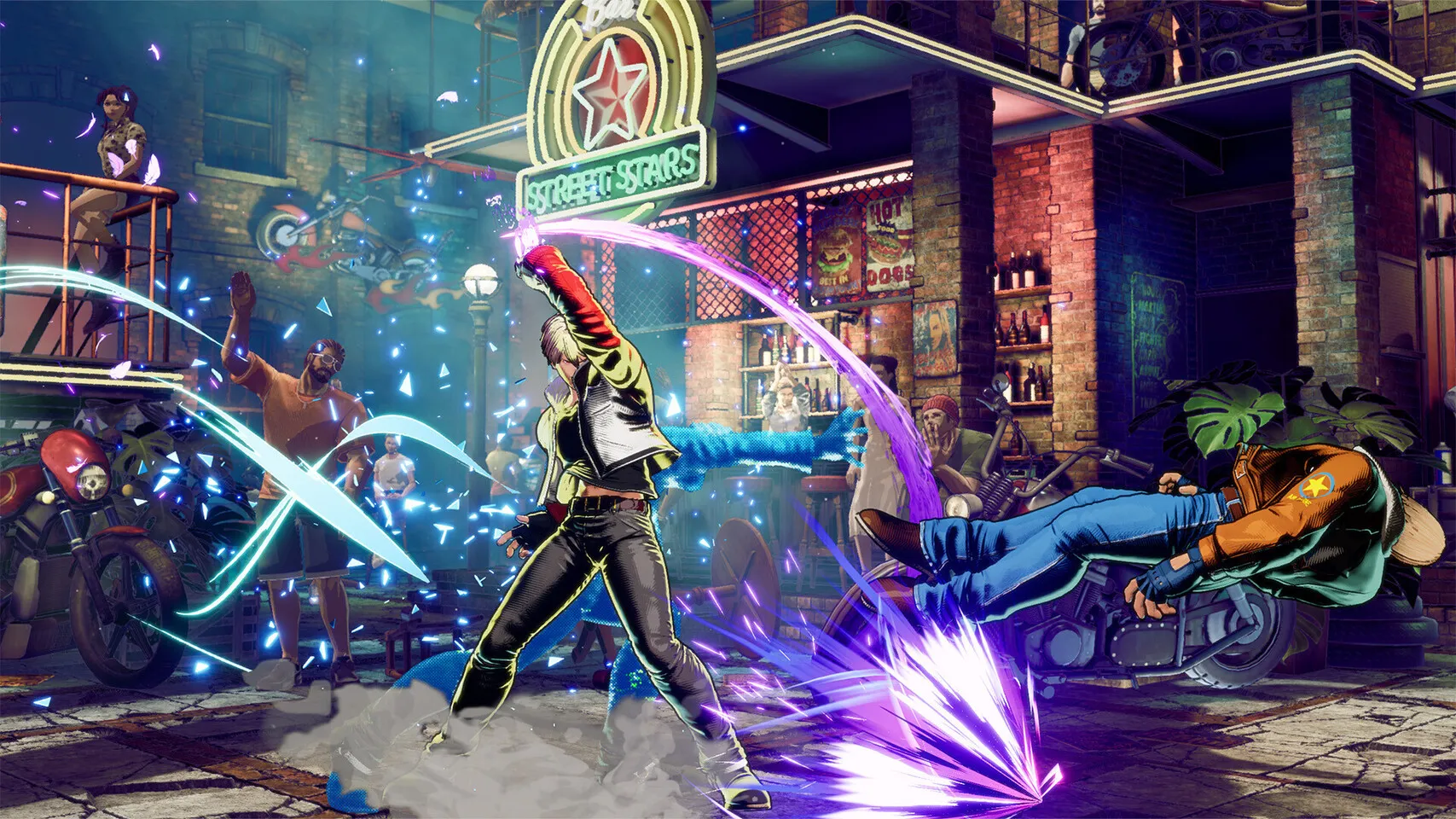 Captura FATAL FURY City Of The Wolves – Combate Entre Personajes Con Efectos De Energia Frente A Un Bar Con Publico Animado