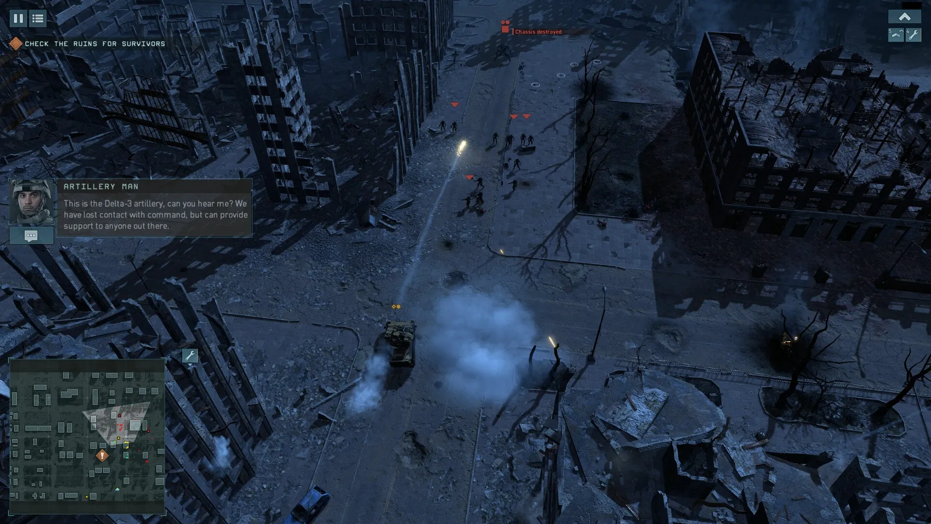 Captura Terminator Dark Fate Defiance – Un Tanque Dispara Contra Un Grupo De Enemigos Entre Ruinas Urbanas Bajo La Supervision De Un Mapa Tactico