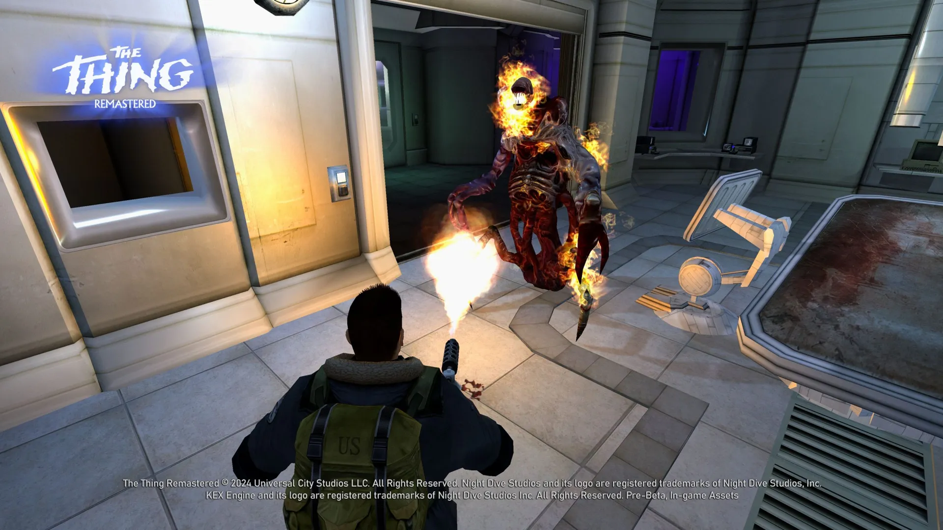 Captura The Thing Remastered – Jugador Dispara Lanzallamas En Un Laboratorio Aislado