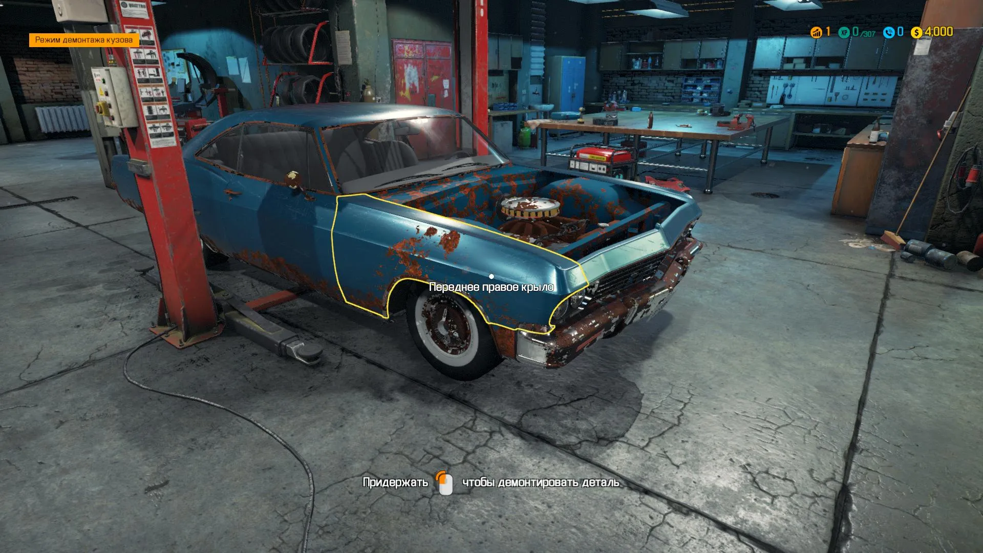 Captura Car Mechanic Simulator – Auto Azul Viejo Levantado En Un Taller Mecanico