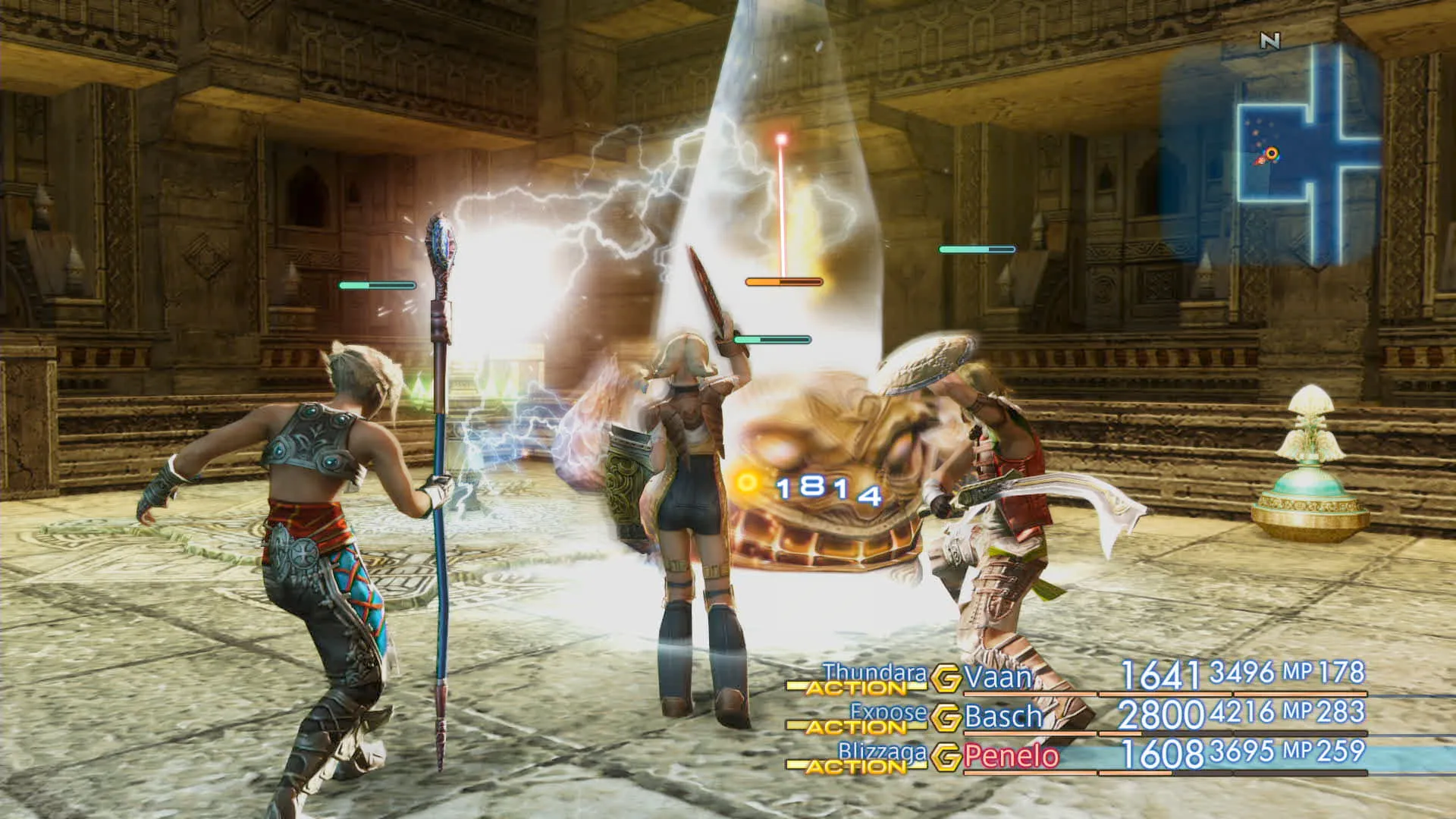Captura Final Fantasy XII The Zodiac Age Batalla En Interior Con Multiples Personajes Y Efectos Magicos