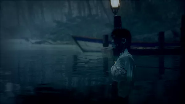 Captura Martha Is Dead – Escena Nocturna Con Bote En La Niebla Y Figura De Espaldas