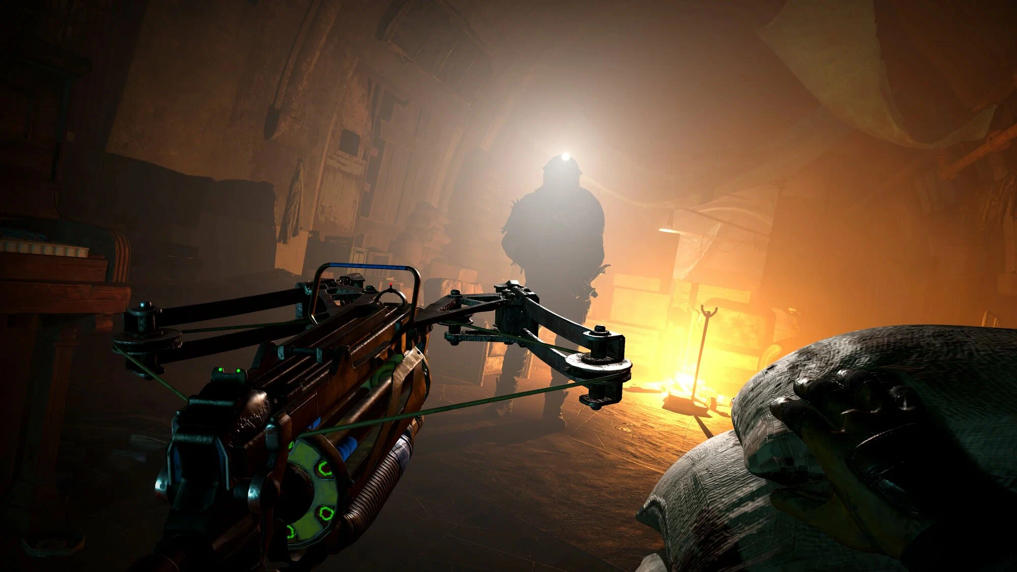 Captura Metro Awakening Deluxe Edition Arma Futurista Apuntando En Un Tunel Iluminado Por Un Reflejo Calido