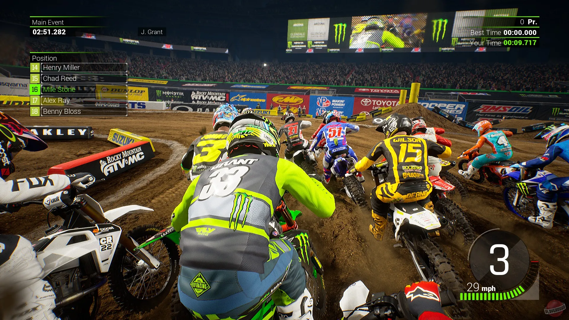 Captura Monster Energy Supercross Competencia En Pista Con Pilotos Acelerando Desde La Linea De Salida