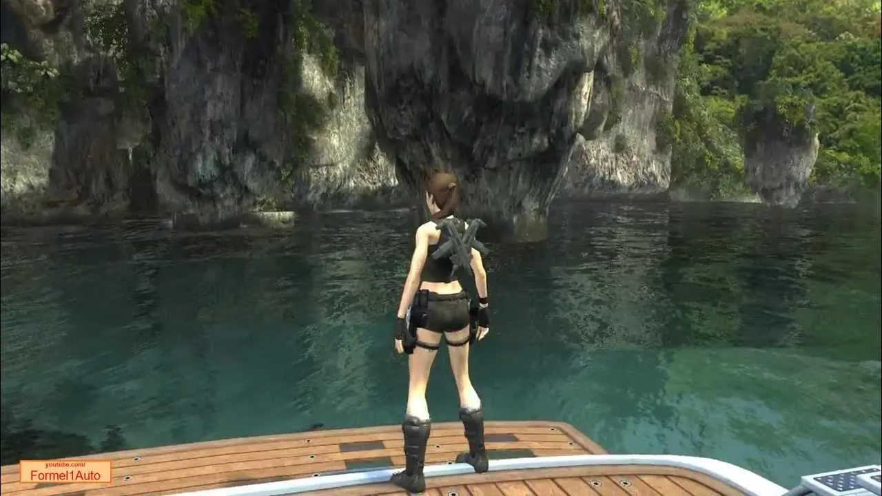 Captura Tomb Raider Underworld – Lara En La Orilla De Un Muelle Rodeada De Agua Cristalina